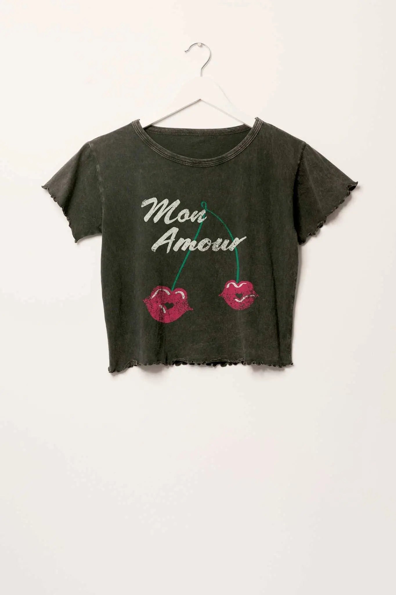 Mon Amour Cropped Lettuce-Edge Graphic Baby Tee