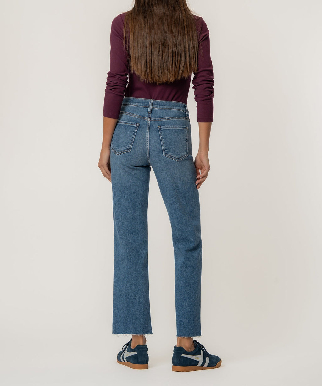 Avery High Rise Straight Leg, Petite in Building Wash